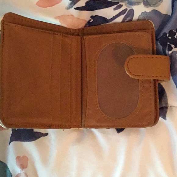 Wallet - Picture 3 of 3